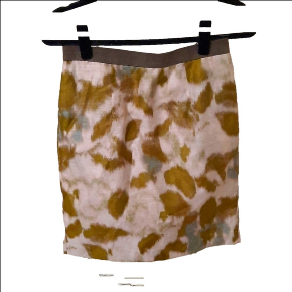 LOFT Skirt - Picture 1 of 9